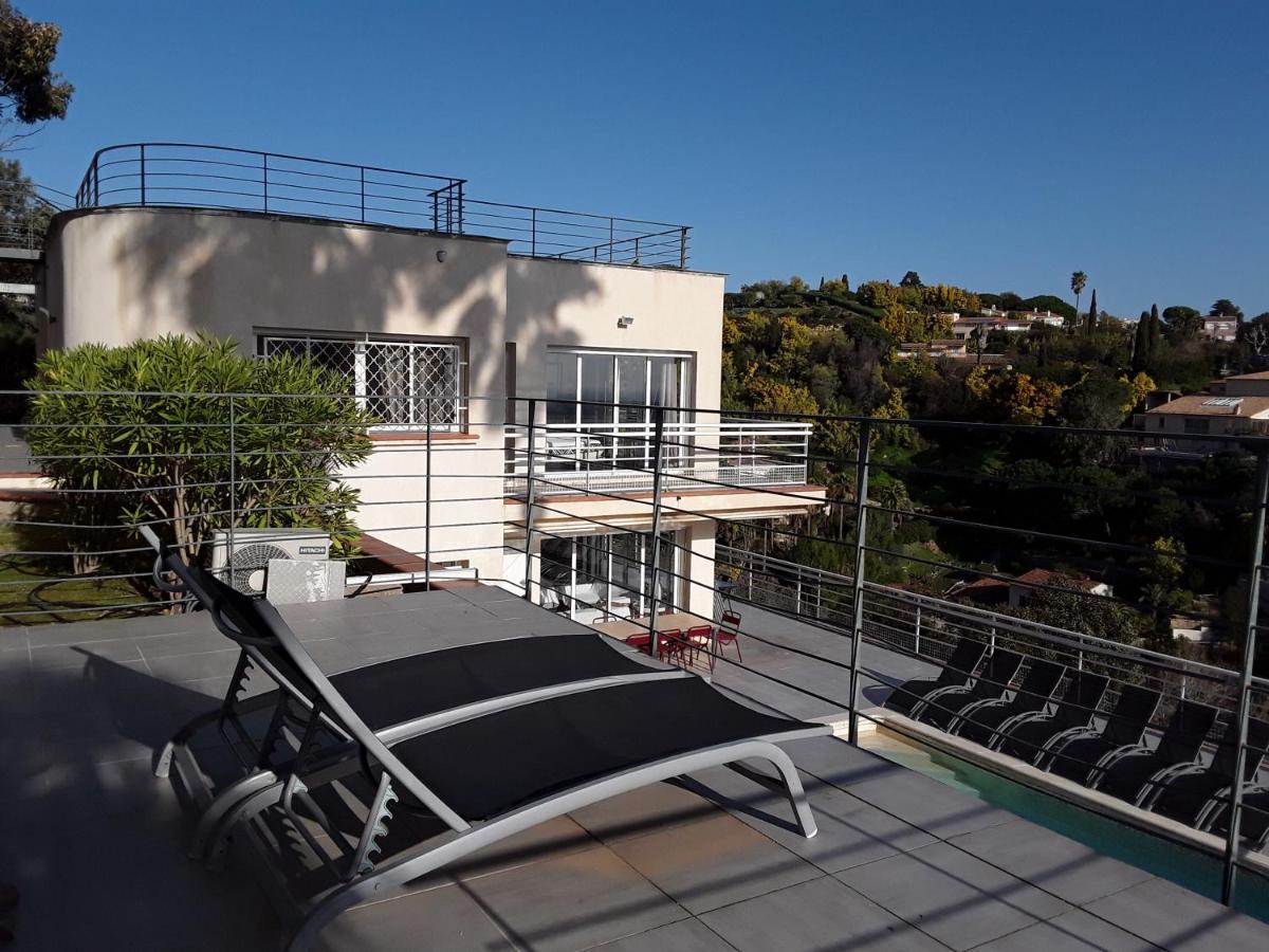 Villa Alamp#Supercannes #Golfejuan #Cannes #Mediterraneanpanoramicview #Piscine #Rooftop # Verymodern #Openliving #Closebeach #Closecapantibes วาลูริส ภายนอก รูปภาพ